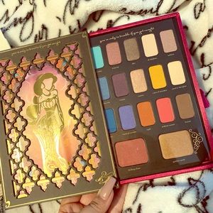 Sephora Disney Collection. Jasmine Storybook.